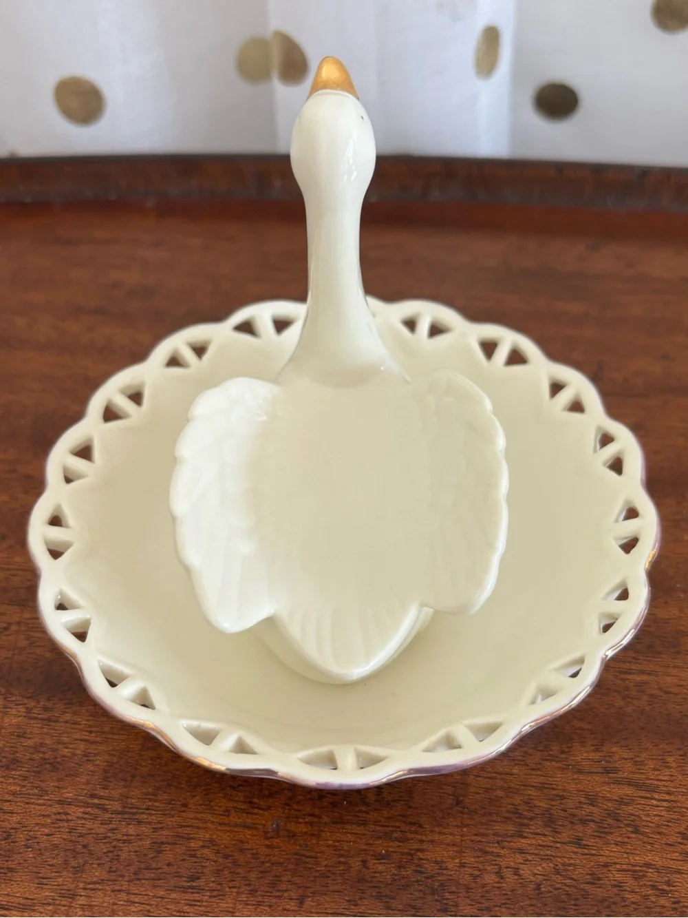 Vintage 80s Avon Porcelain Swan Jewelry Holder 22K Gold Accents